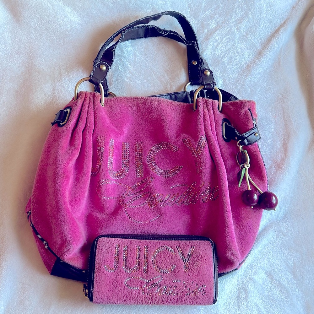 Juicy Couture Y2K pink terrycloth cherry bag & matching wallet bundle 🍒🩷